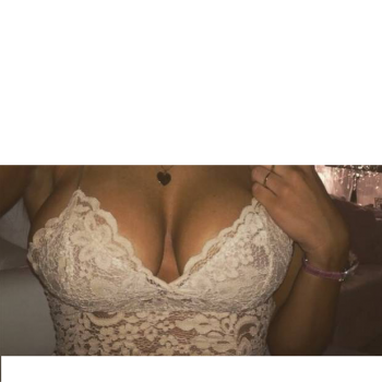 Lucine - Bracquetuit - Seine-Maritime | Massage Nue