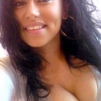 Kylie - Montliot-et-Courcelles - Côte-d'Or | Massage Nue