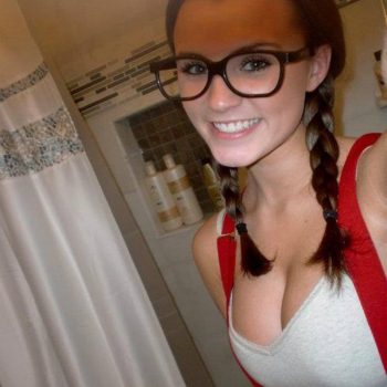 Myrella - Abrest - Allier | Massage Nue