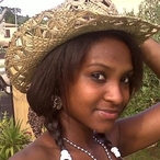 Leocadie - Kervignac - Morbihan | Massage Nue