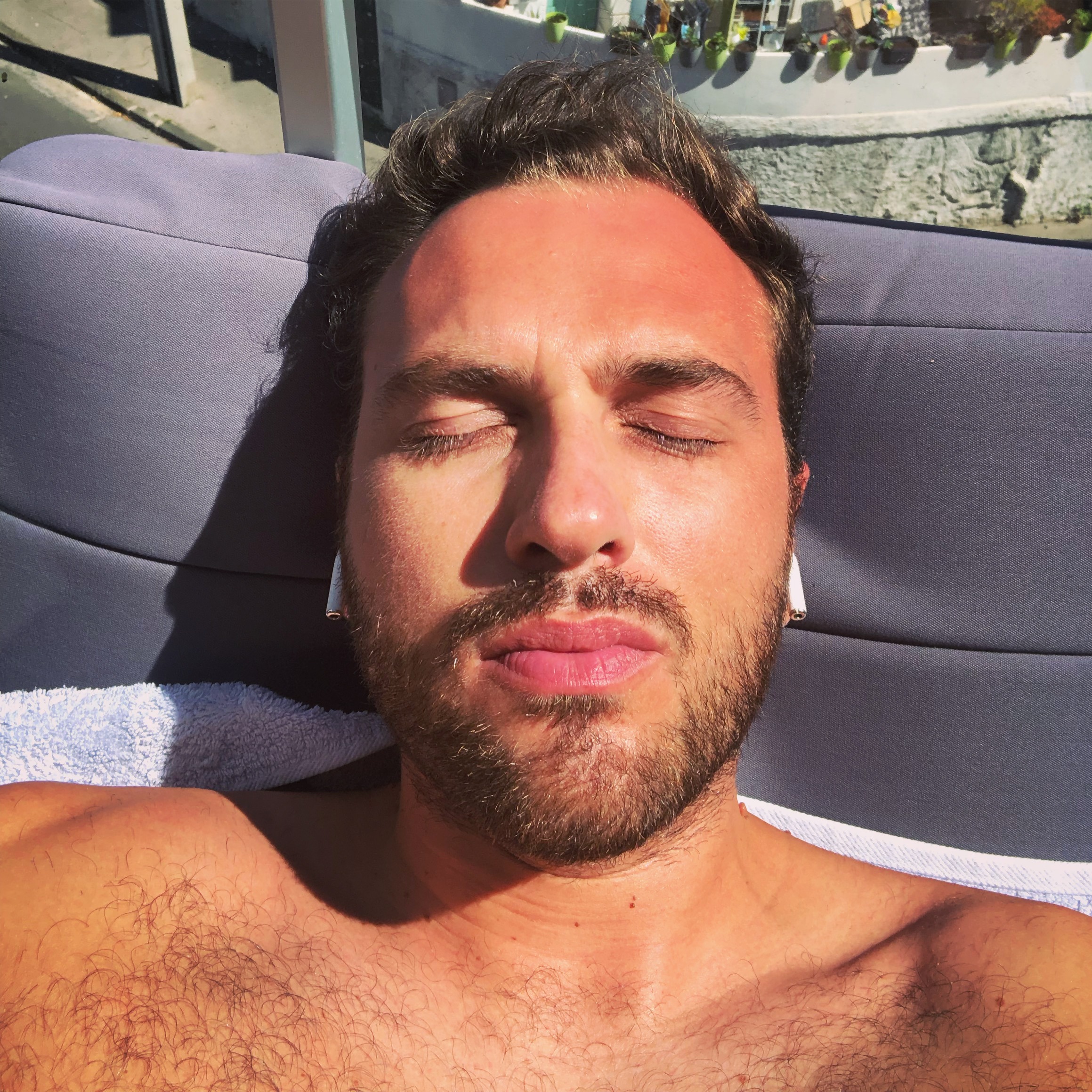 Elvir - Avesnes-le-Sec - Nord | Massage Nue