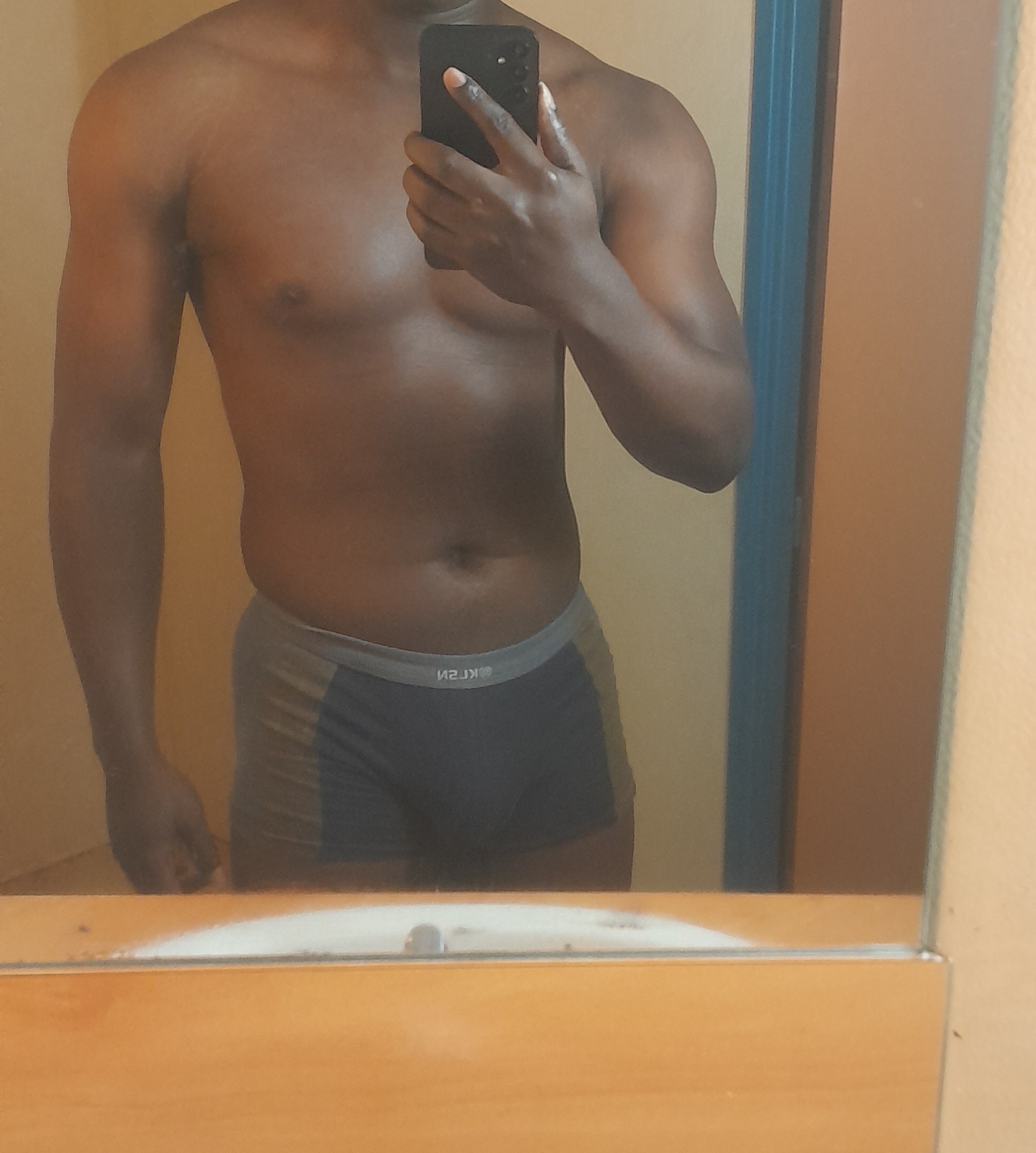 Vassily - Sallertaine - Vendée | Massage Nue