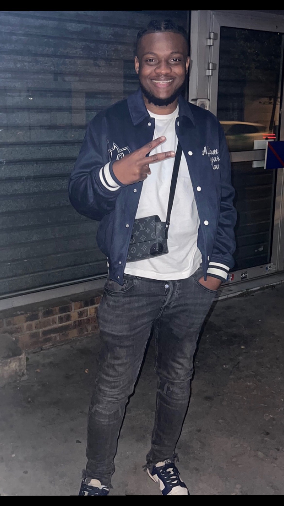 Akiva - Bourguignon-sous-Coucy - Aisne | Massage Nue