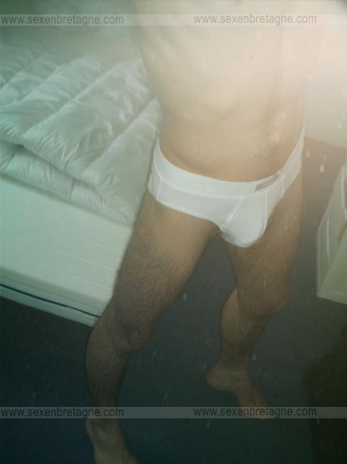 Atakan - Guisy - Pas-de-Calais | Massage Nue