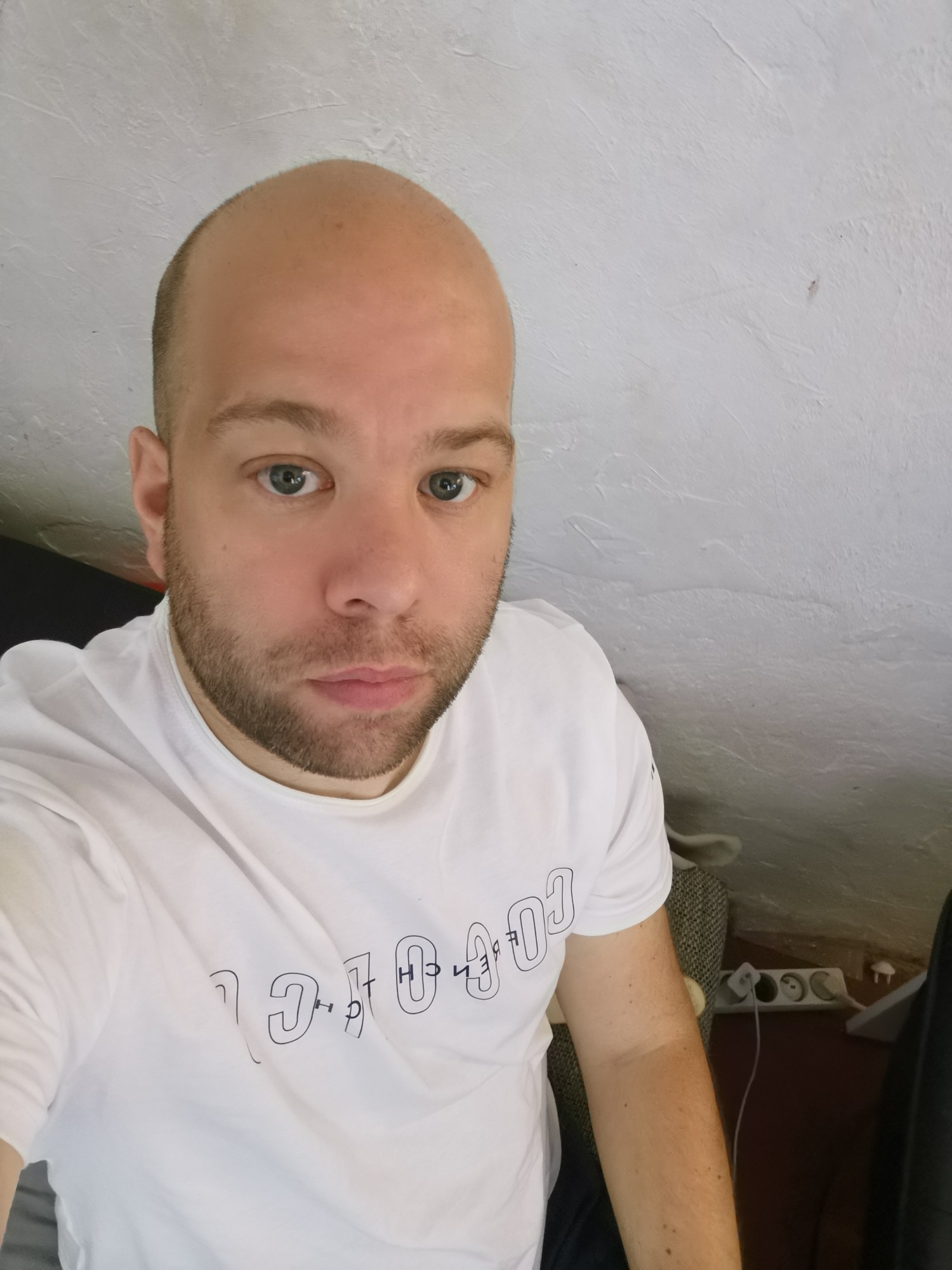 Keanu - Auchay-sur-Vendée - Vendée | Massage Nue