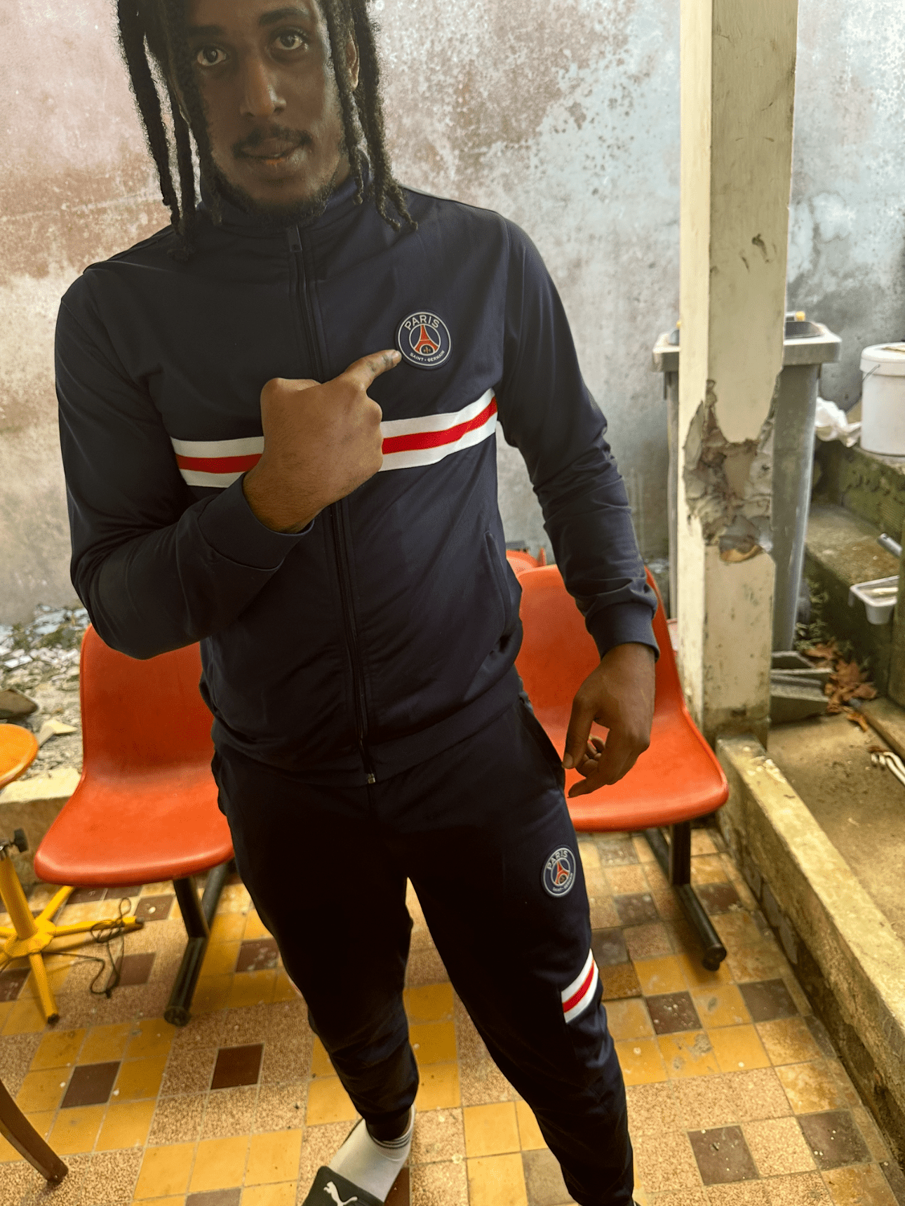 Shahin - Champ-d'Oiseau - Côte-d'Or | Massage Nue