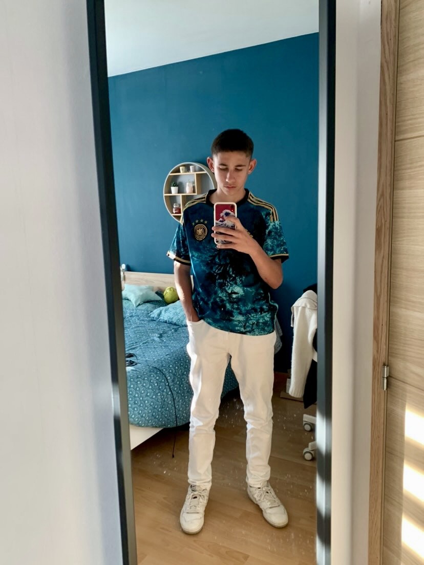 Lahoucine - Bernières - Seine-Maritime | Massage Nue