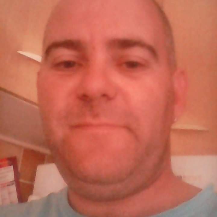 Yugo - Bouvaincourt-sur-Bresle - Somme | Massage Nue