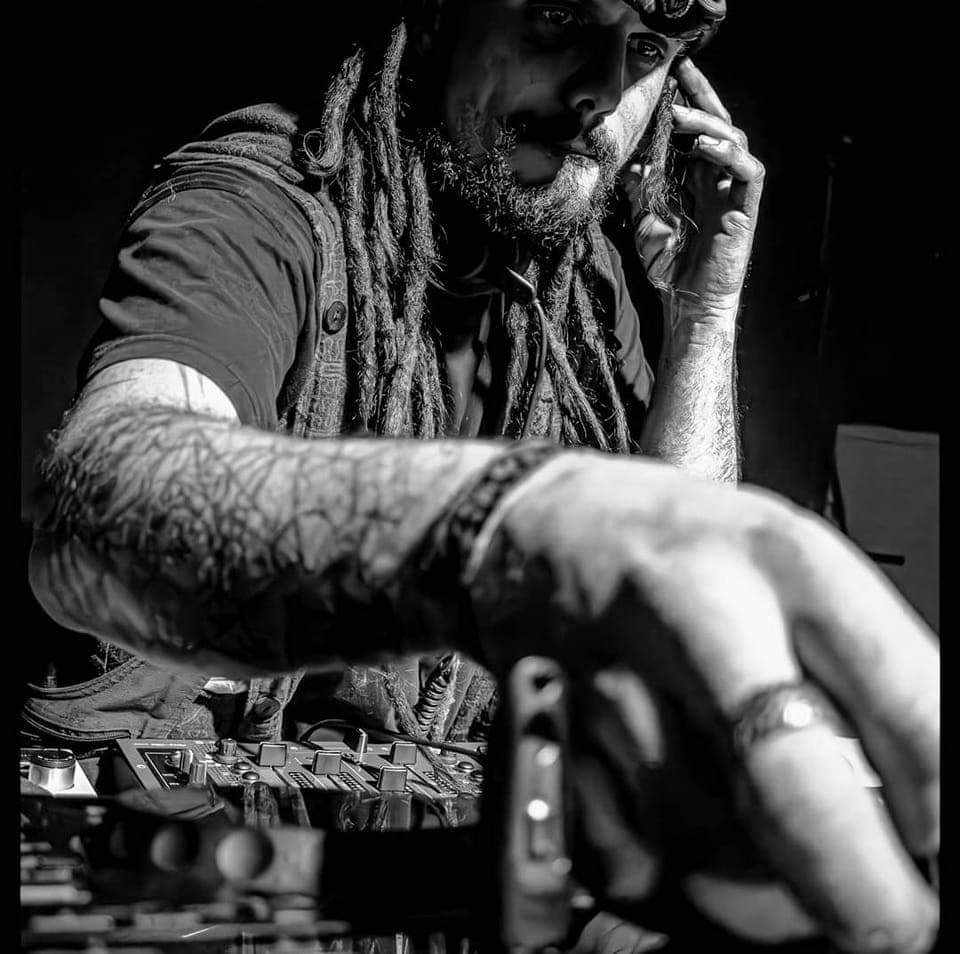 Deivy - Cléon - Seine-Maritime | Massage Nue