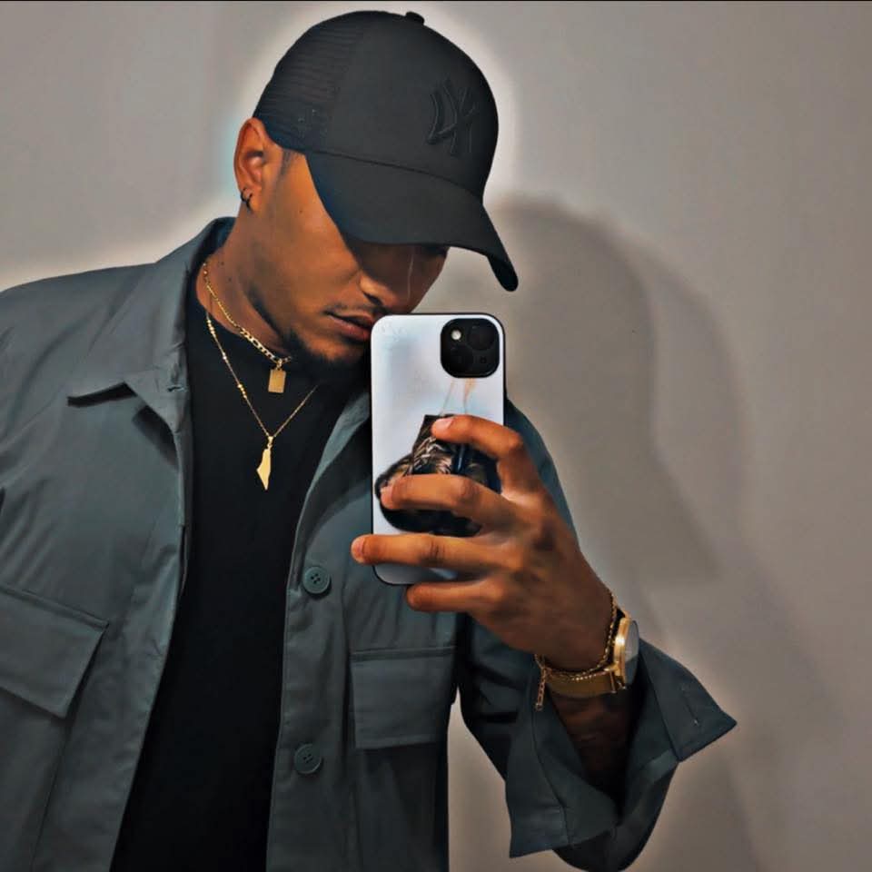 Louis-arnaud - Sainte-Marguerite-sur-Duclair - Seine-Maritime | Massage Nue