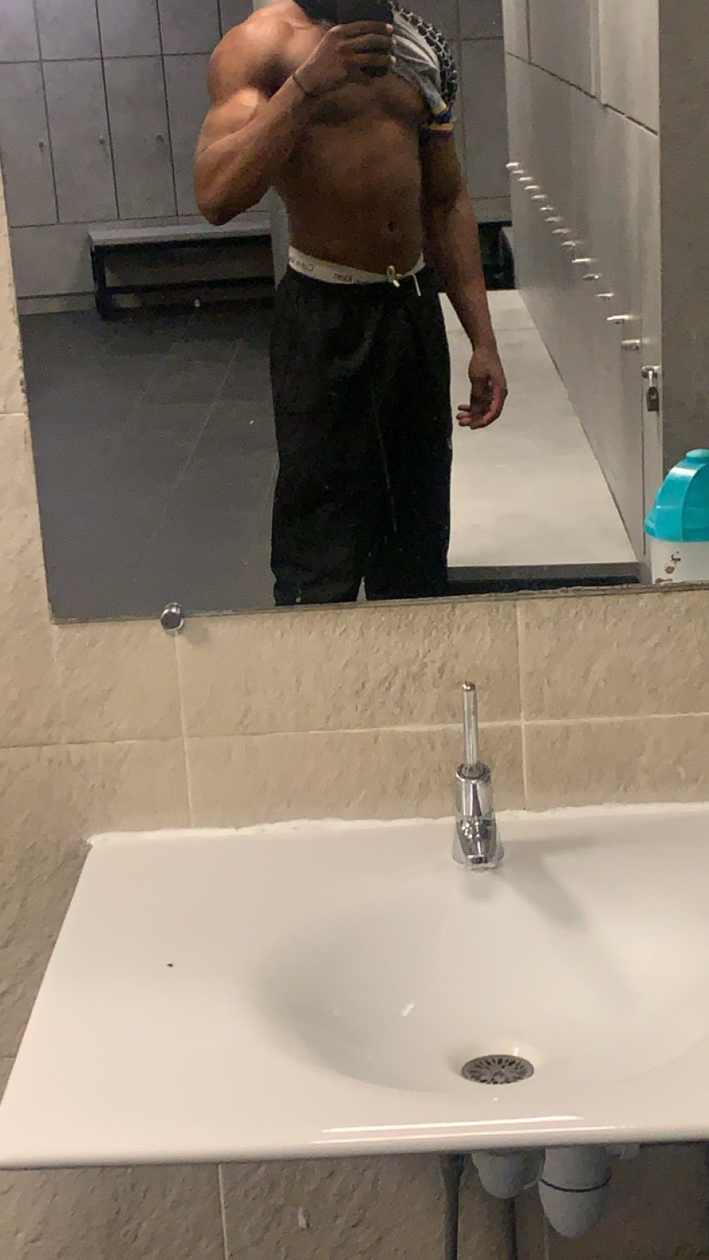 Sullyvan - Montgérain - Oise | Massage Nue