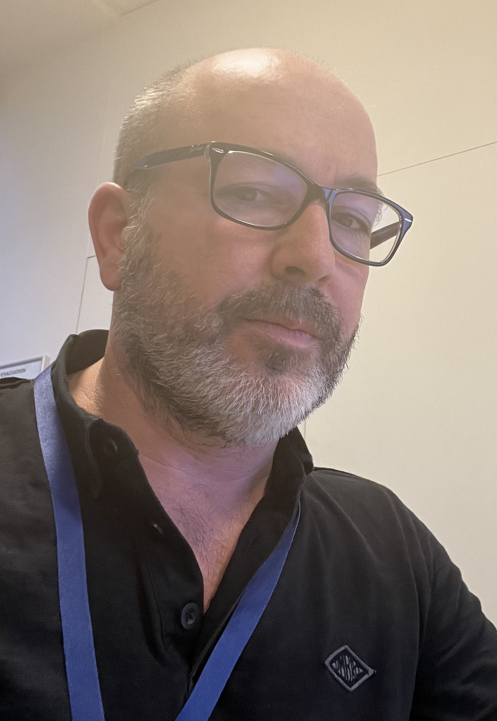 Riyad - Fessevillers - Doubs | Massage Nue