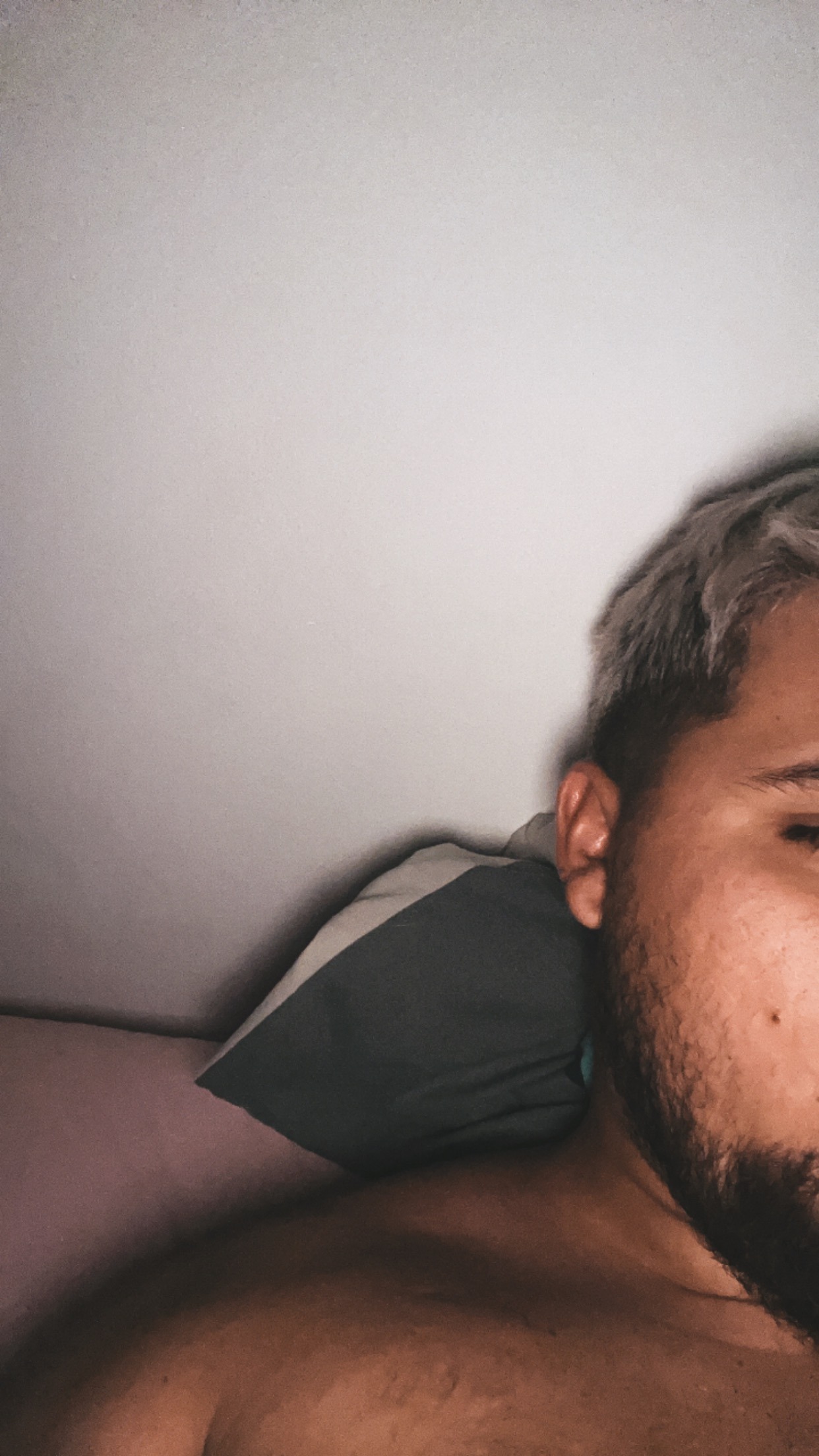 Thomas - Targon - Gironde | Massage Nue