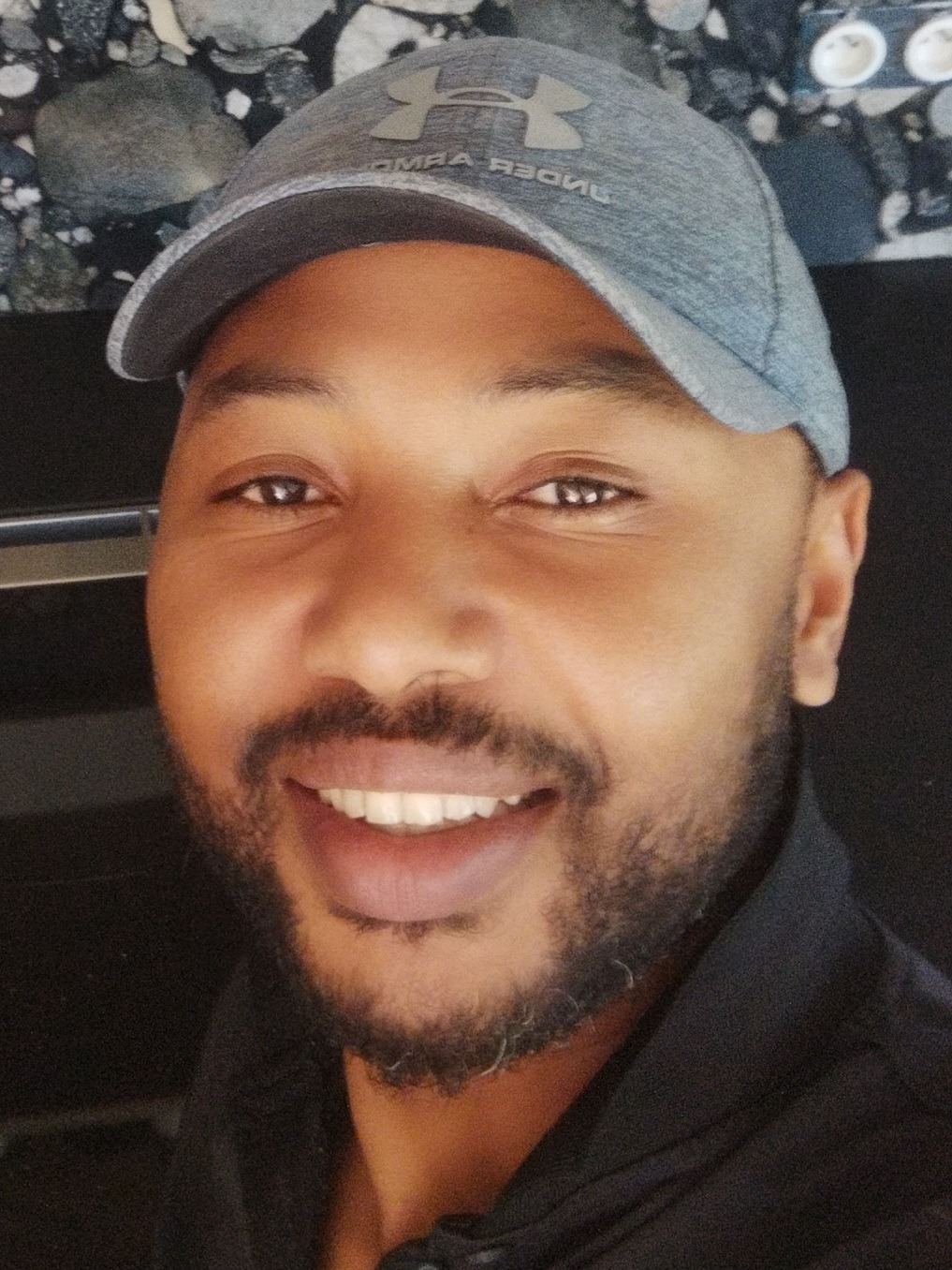 Elrick - Saint-Maur-des-Bois - Manche | Massage Nue