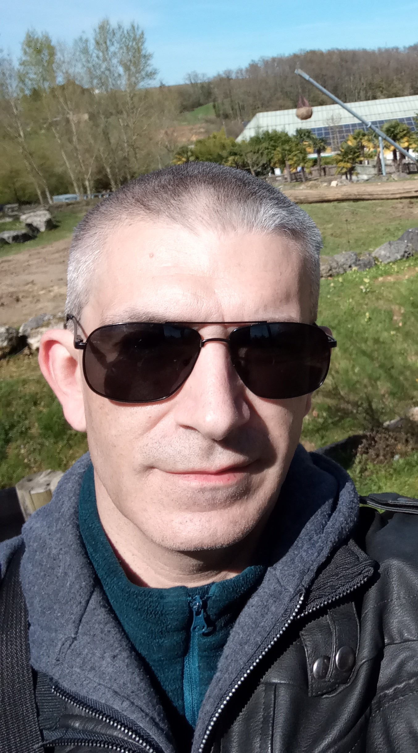 Luc - Sochaux - Doubs | Massage Nue