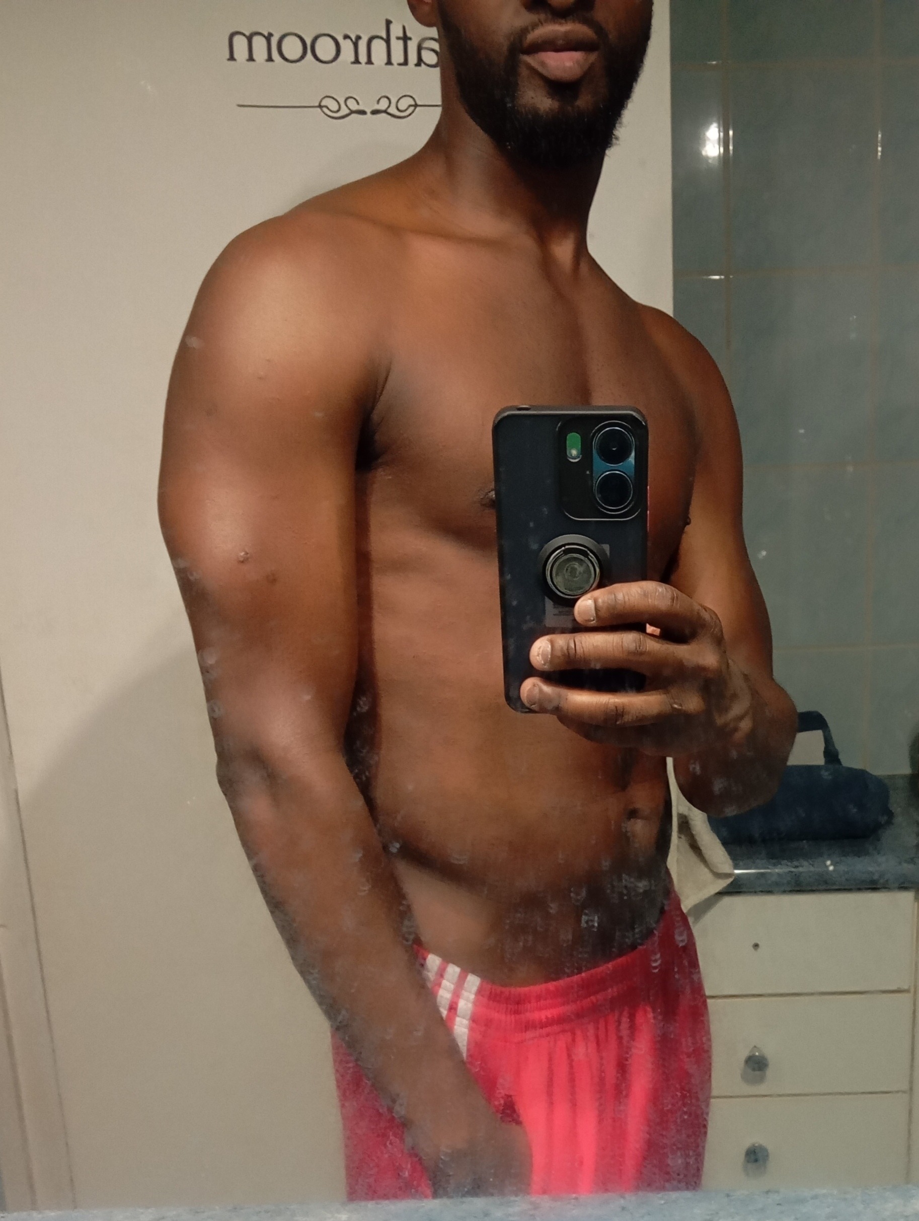 Djohan - Arbent - Ain | Massage Nue