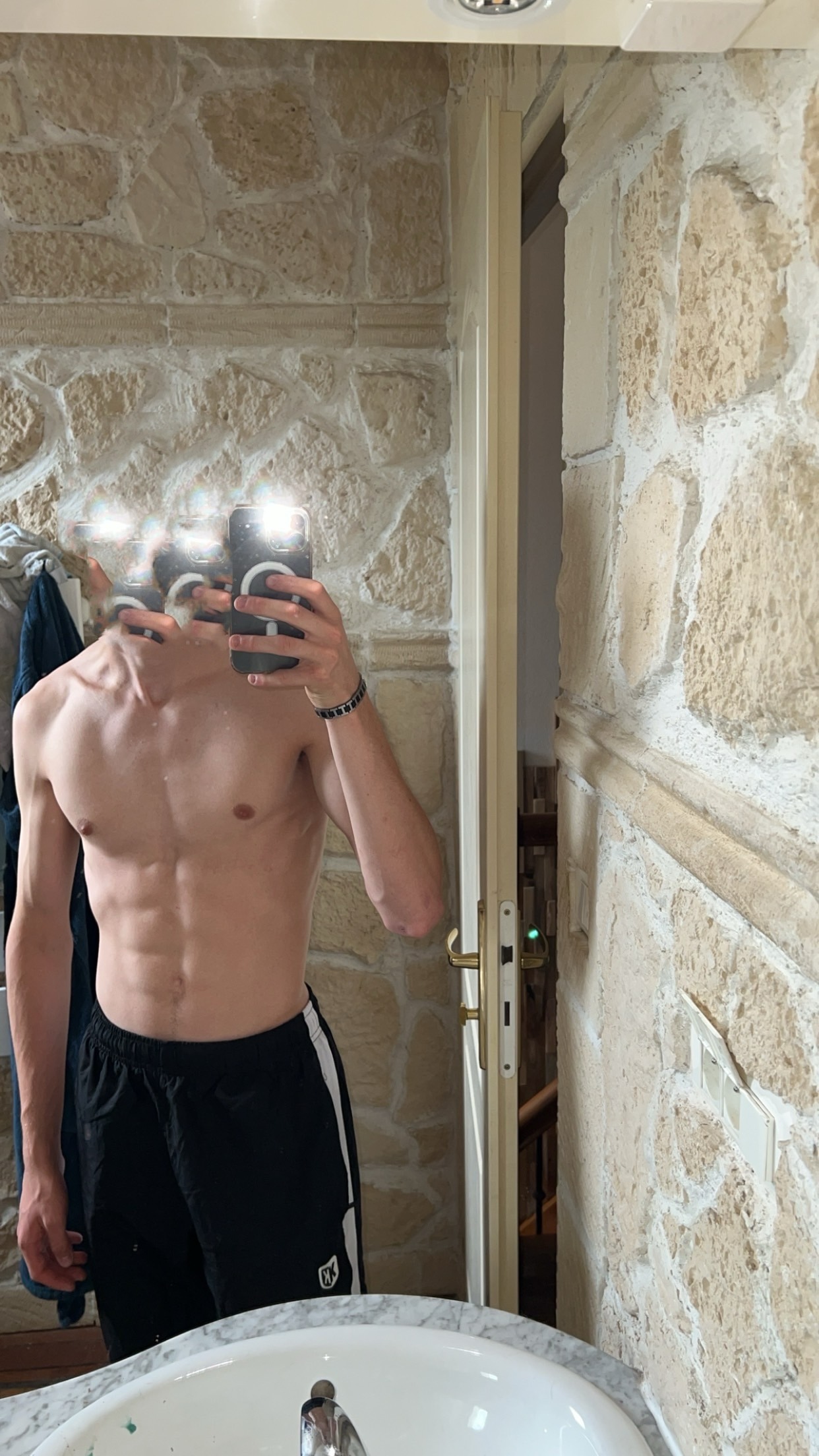 Dyklan - Villefranche-sur-Saône - Rhône | Massage Nue