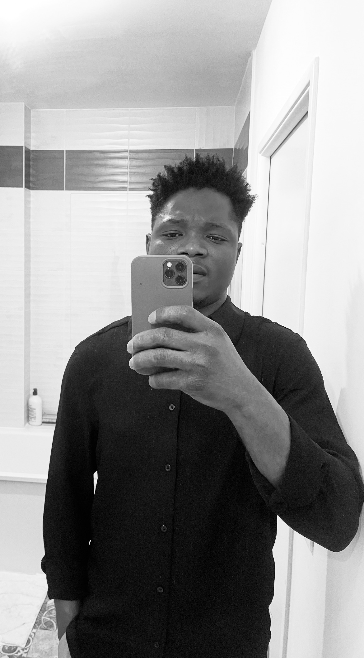 Ishak - LaPlanée - Doubs | Massage Nue