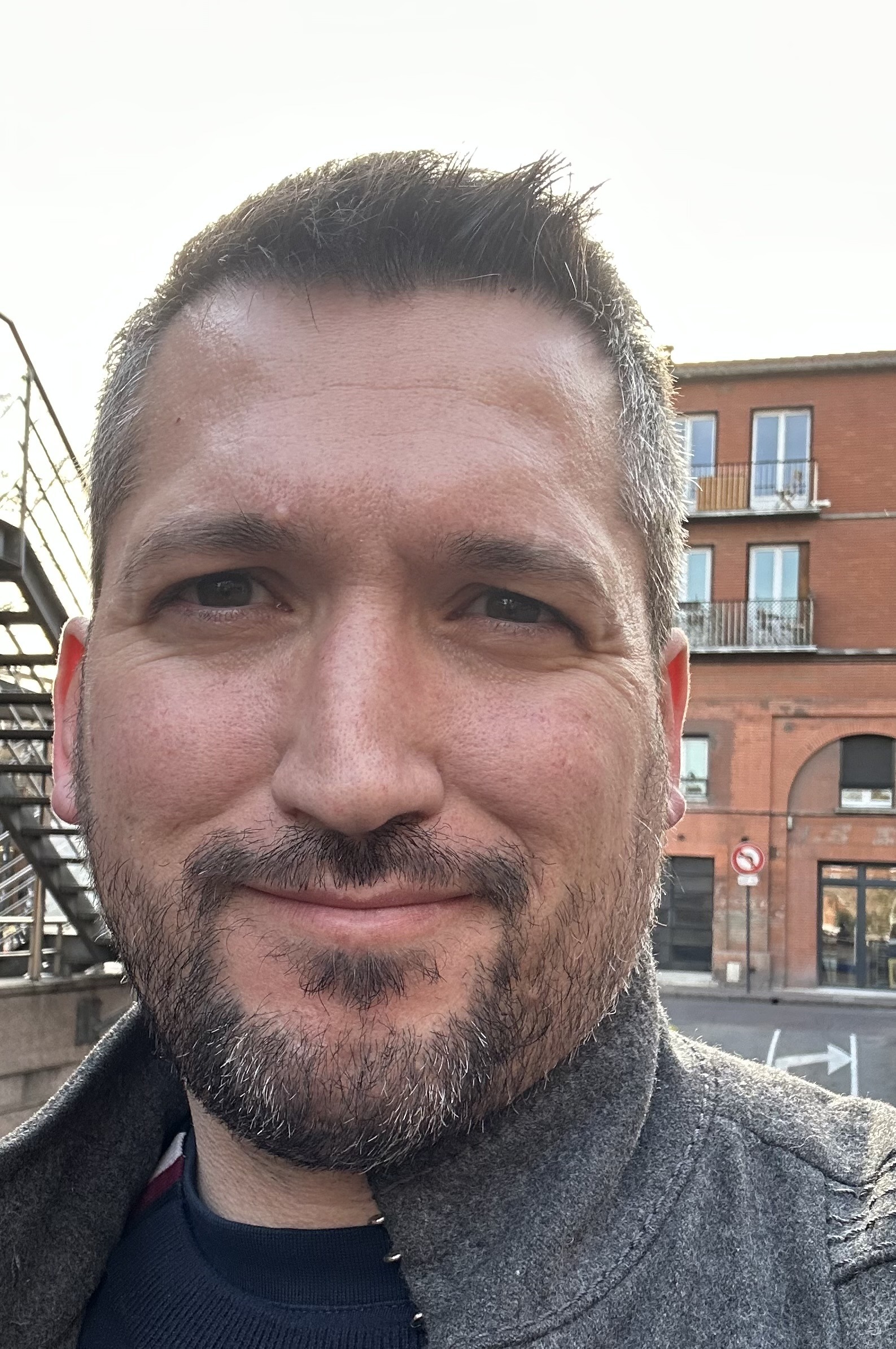 Nyls - Péroy-les-Gombries - Oise | Massage Nue