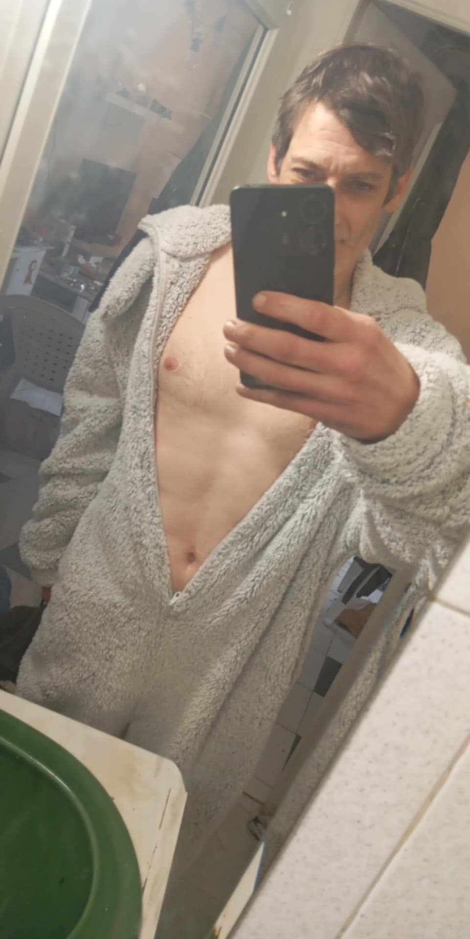 Sadri - Waben - Pas-de-Calais | Massage Nue