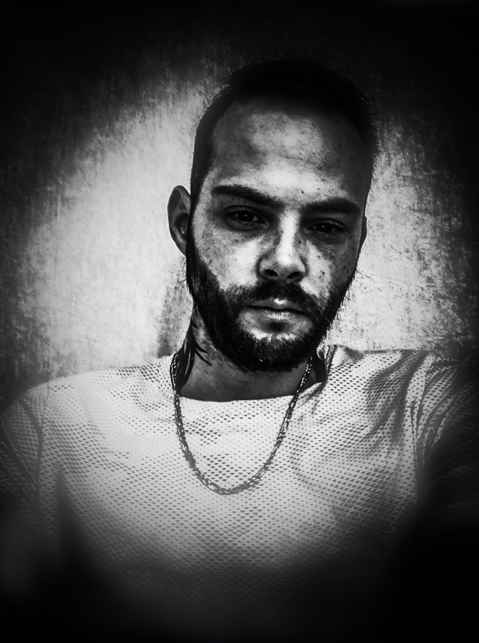 Marcellino - Étrun - Pas-de-Calais | Massage Nue