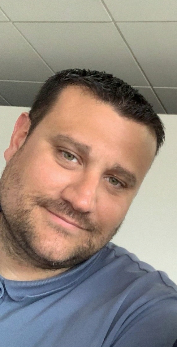 Akif - Saint-Germain-de-Prinçay - Vendée | Massage Nue