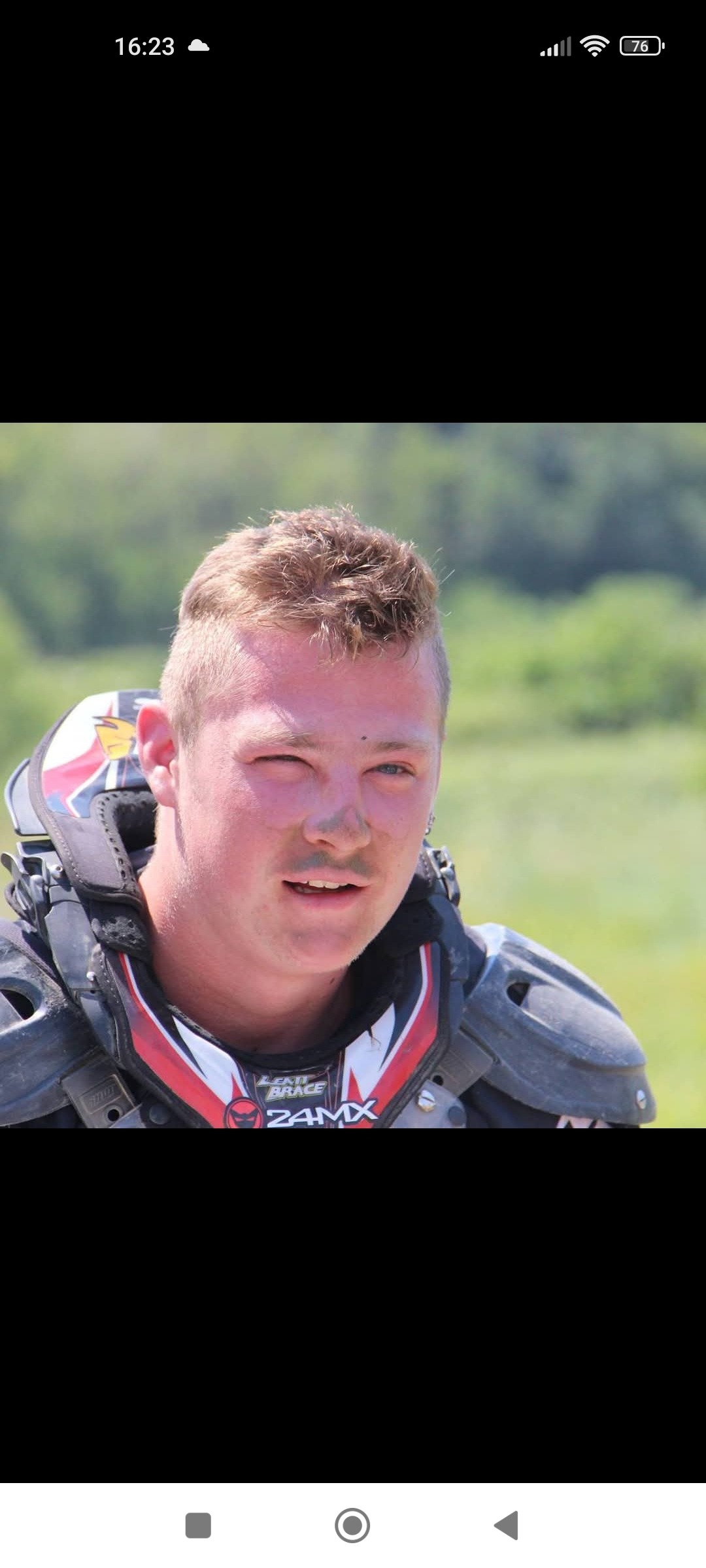 Rayann - Cheuge - Côte-d'Or | Massage Nue