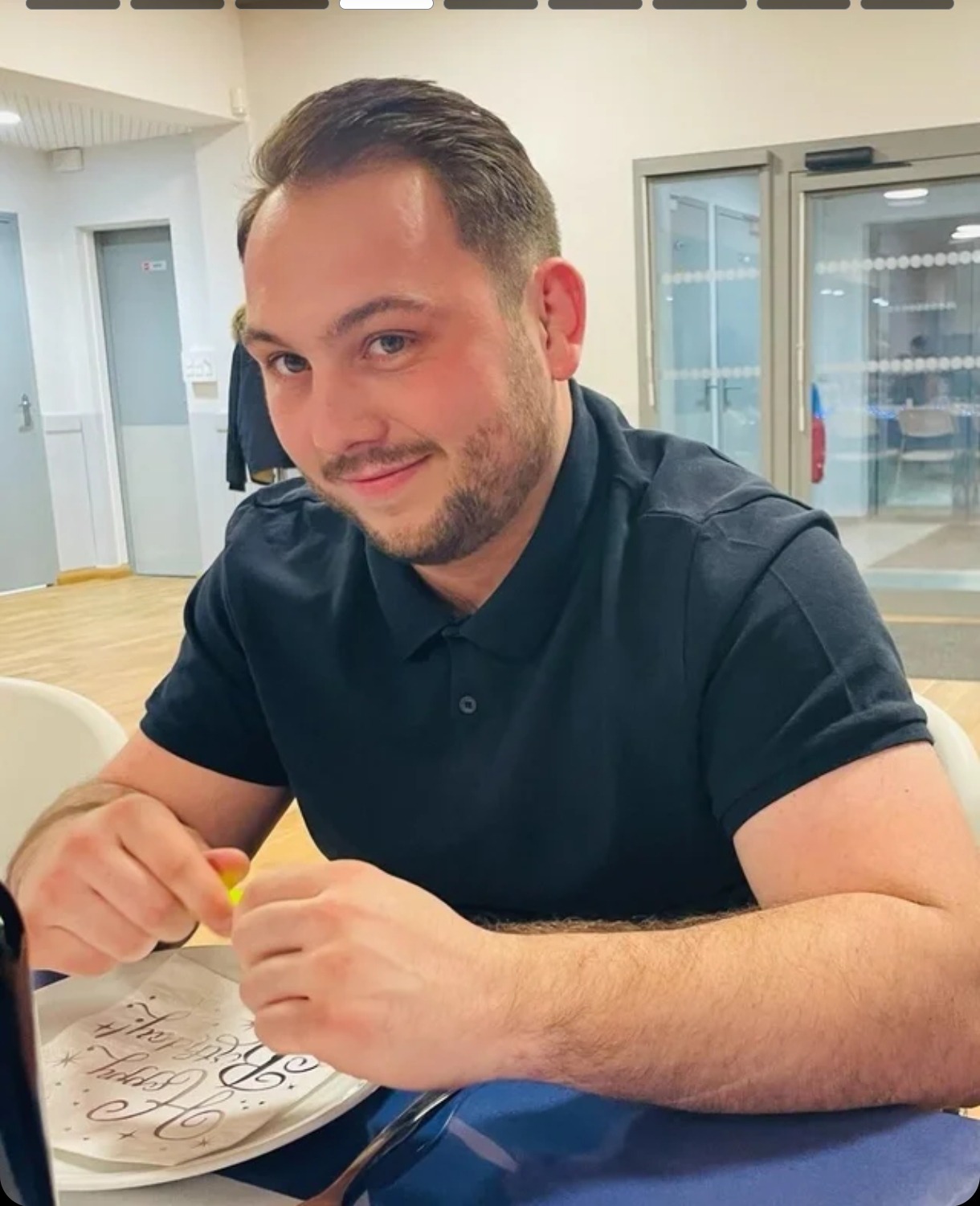 Mendhy - Neuvireuil - Pas-de-Calais | Massage Nue