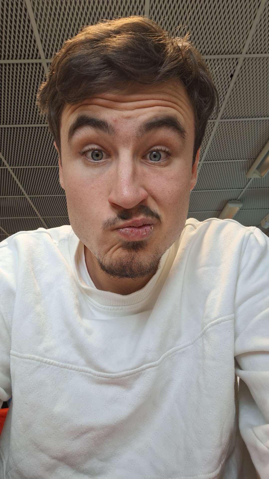 Vittore - Saint-Denis-en-Val - Loiret | Massage Nue